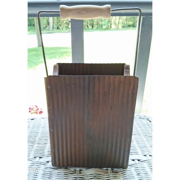 Rustic Metal & Wood Star-Themed Rectangular Bucket With Handle Artsy America - Picture 2 of 7